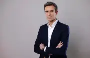 Jean-Baptiste Marteau remplace Léa Salamé au 20 Heures de France 2