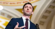 Jon Ossoff, le nouveau visage démocrate qui imite Barack Obama