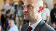 La France expulse deux diplomates iraniens après l'agression de Téhéran