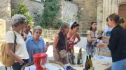 Les Instants du cru : les vignerons de Laudun animent le marché