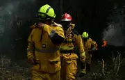 Les pompiers refusent le titre de héros et dénoncent le manque de moyens