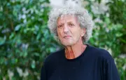 Élie Chouraqui défend son amitié avec Patrick Bruel malgré les accusations