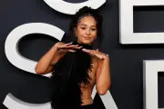 Léna Situations met fin à ses vlogs : un débranchement au bon moment