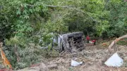 Lozère : un camion avec 170 brebis tombe dans le vide sur la N106