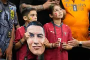 À Madère, des fans de Ronaldo trompés par un faux mariage