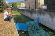 Mandelieu : des filets anti-déchets avant la Méditerranée