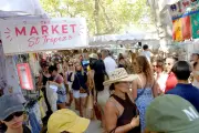 Marché de Saint-Tropez : prix libres, attente de 10 ans, nouvelles règles