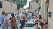 Marché nocturne à Valliguières : un succès estival pour tous