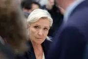 Marine Le Pen face au Medef : une rentrée sous haute tension