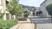 Mende : un homme interpellé après un accident de deux-roues causé par une barrière jetée