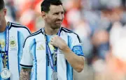 Messi publie une lettre d'adieu déchirante à son père Jorge