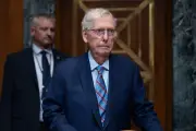 Mitch McConnell sort de l'hôpital après des rumeurs sur sa santé
