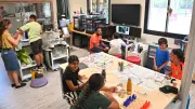 À Montpellier, le Fablab initie les enfants à l'impression 3D et à la réalité virtuelle