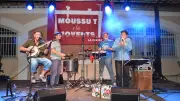 Moussu T et ses jeunes font danser la Venise provençale
