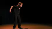 Nadine Walsh clôture l'été au centre Roy-Hart avec son solo Cavale