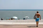 Nappes beiges en mer à Cagnes-sur-Mer : explications d'un scientifique