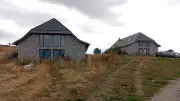 Nasbinals : un couple menacé de coupure d'électricité dans un logement insalubre