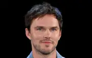Nicholas Hoult sera Gilderoy Lockhart dans la série Harry Potter