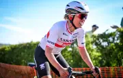 Niewiadoma s'offre le Ventoux et le Maillot Jaune