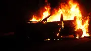 Nîmes : un jeune interpellé après l'incendie de deux voitures
