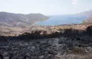 Nouvel incendie près d'Athènes, évacuations à Kouvaras