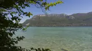 Noyade au lac d'Annecy : un homme de 25 ans retrouvé mort à 10 mètres de profondeur
