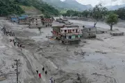 Népal : près de 470 morts, 1 400 disparus après les inondations