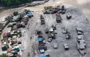 Népal-Tibet : 392 morts et 1.400 disparus après des coulées de boue