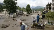 Népal-Tibet : 472 morts, secours suspendus face aux lacs menaçants