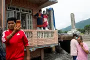 Népal-Tibet : 633 morts et près de 3 000 disparus après les inondations