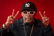NY Double Casquette : l'art du sport et du luxe