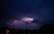 Orages en Île-de-France : 60 interventions des pompiers, le Val-de-Marne en première ligne