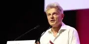 PCF : Roussel appelle à « se débarrasser » de la politique de Macron