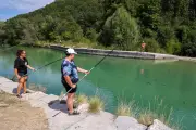 Pêche à Comps-sur-Artuby : les femmes rivalisent pour les plus belles truites
