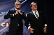 Philippe et Hollande à Sens : campagne pour leurs camps