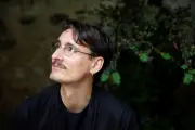 Pierre Adrian et l'art très français du deuil
