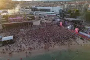 Plages électroniques : 20 ans, 75 000 festivaliers, 120 artistes à Cannes