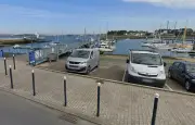 Port-Louis : deux femmes meurent noyées dans une voiture tombée dans le port