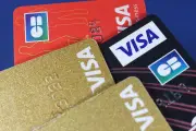 Pourquoi la carte bancaire du compte joint est toujours au nom du mari ?