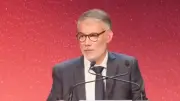 Primaire à gauche : Olivier Faure prédit l'effondrement du bloc central à Blois