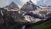 Randonneur de 75 ans meurt après une chute de 20 mètres à Gavarnie
