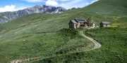 Refuge du Mas de la Grave : père et fils rénovent un site à 2 000 m