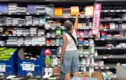 Rentrée scolaire : ventes de fournitures en baisse de 5 % en juillet