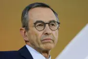 Retailleau: un élu quitte LR et l'interpelle