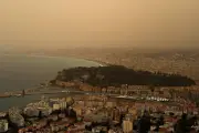 Sable du Sahara sur la Côte d'Azur : quels risques pour la santé ?