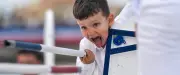Saint-Louis à Sète : le tournoi des petits jouteurs sur chariots en images