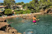 Sauts de rochers à Saint-Raphaël : la prudence a-t-elle gagné ?