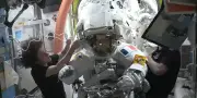 Sophie Adenot achève sa sortie spatiale inachevée à l'ISS