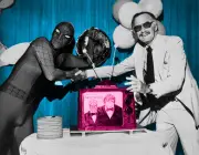 Stan Lee : le père des super-héros face aux vautours
