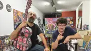 À Sète, une guitare peinte relie deux univers artistiques
